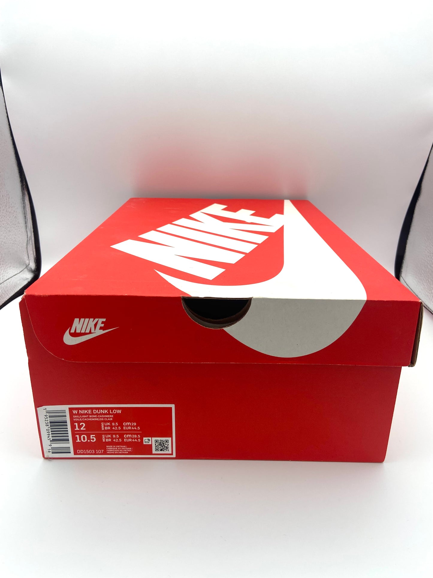 Nike Dunk Low Light Bone (used)